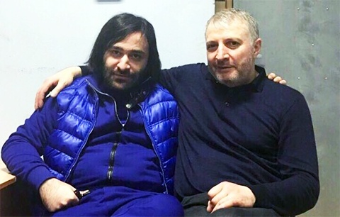 Слева воры в законе: Сергей Асатрян (Осетрина Младший) и Ахмед Евлоев (Ахмед Сутулый) uhiqxqiqrkiqdzkmp