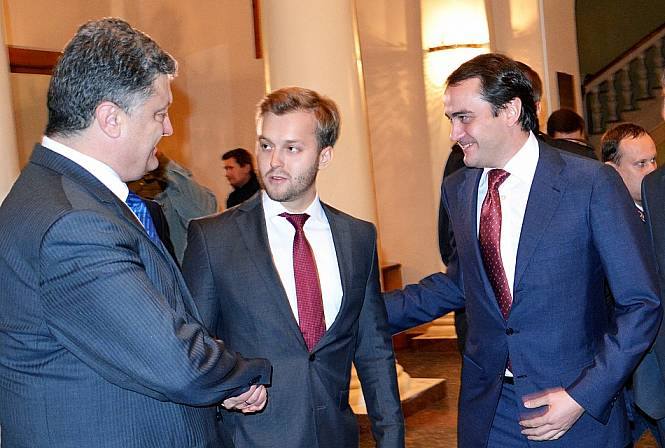 Усов Константин Глебович &mdash; заслуженный циркач бантика Вилкула и Пидрахуя-Кивалова qztiqtrireiqdtkmp